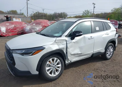 2024 Toyota Corolla Cross Le из США, поврежденный, VIN 7MUBAABG2RV114524